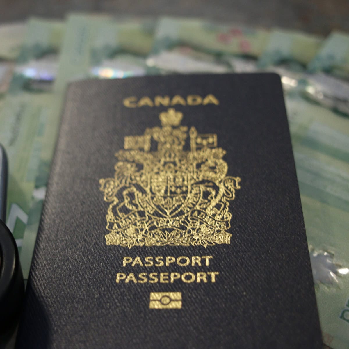 Comment présenter une demande de résidence permanente au Canada depuis le Québec ?